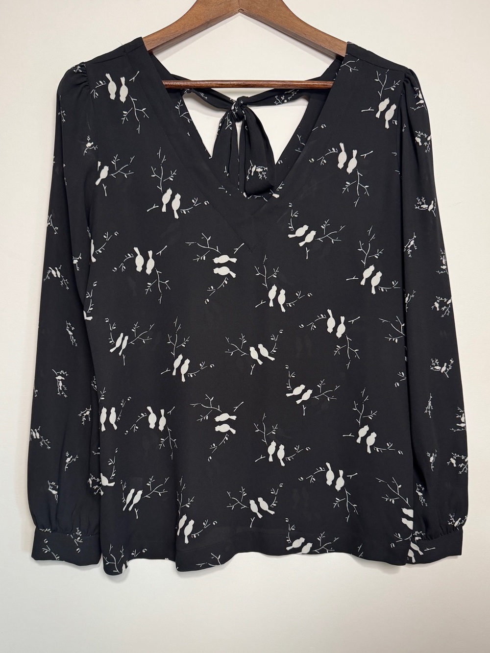 LOFT Blouse Women Small Black Whimsical Bird Botanical Print V Neck Long Sleeve
